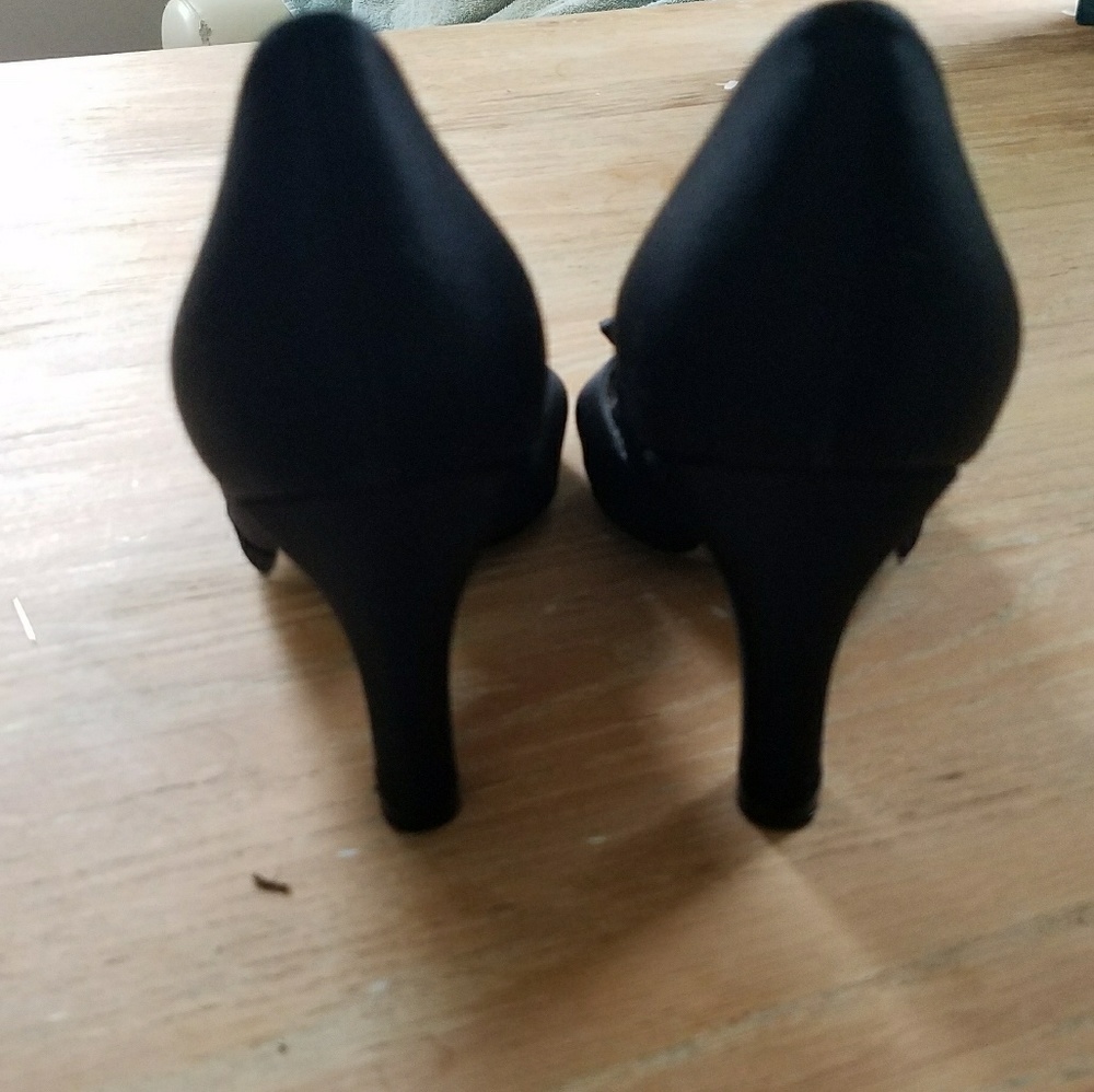 Black Nina Heels - Picture 4 of 8